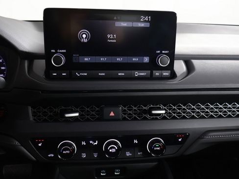 Certified 2025 Honda Accord SE image 44