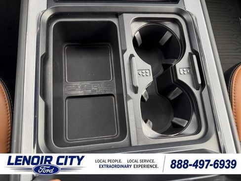 Used 2024 Ford F250 Platinum AWD/4WD image 28