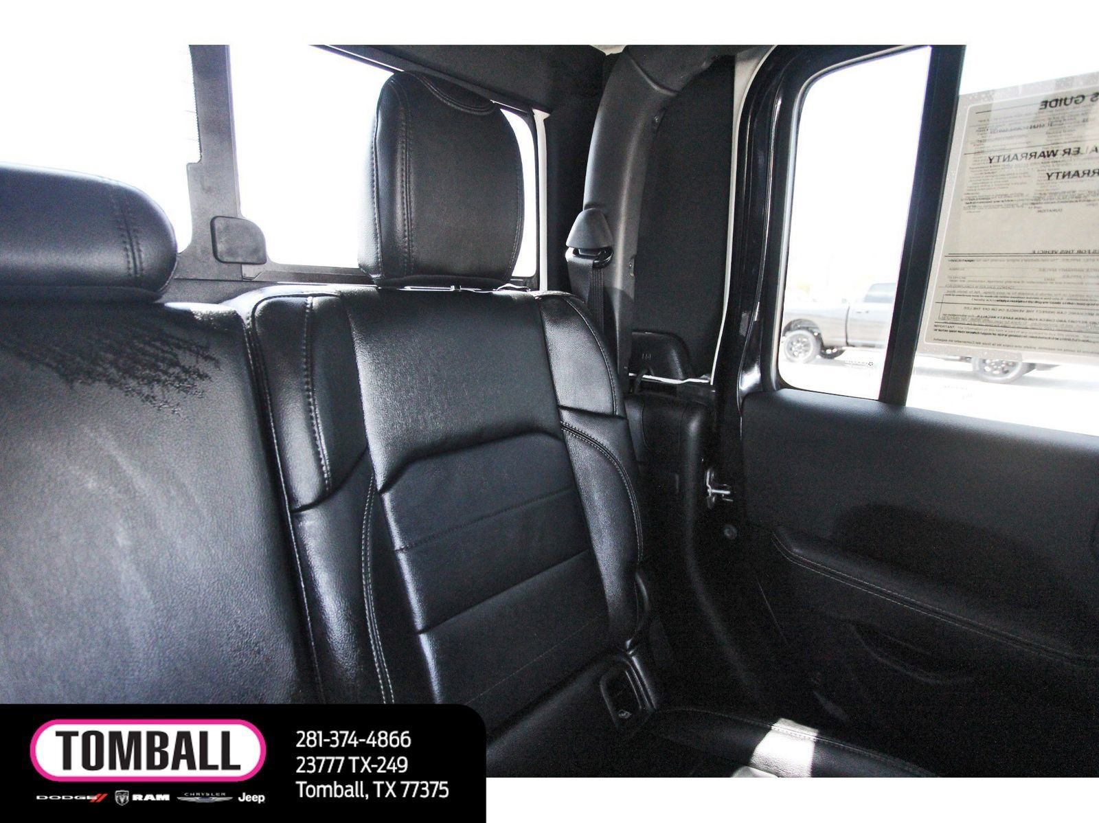 Used 2022 Jeep Gladiator Overland w/ Popular Equipment Package AWD/4WD image 12