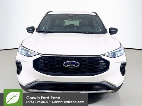 New 2026 Ford Escape ST-Line w/ Cold Weather Package AWD/4WD image 2