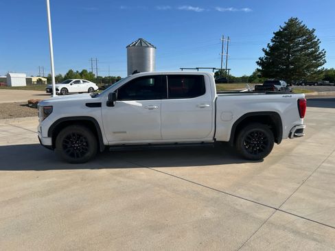 Used 2023 GMC Sierra 1500 Elevation AWD/4WD image 4
