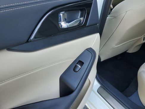 Certified 2023 Nissan Maxima Platinum w/ Sport Mat Group FWD image 10