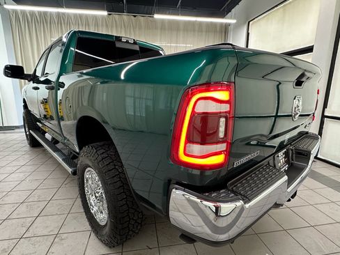 Used 2022 RAM 2500 Big Horn w/ Level B Equipment Group AWD/4WD image 9