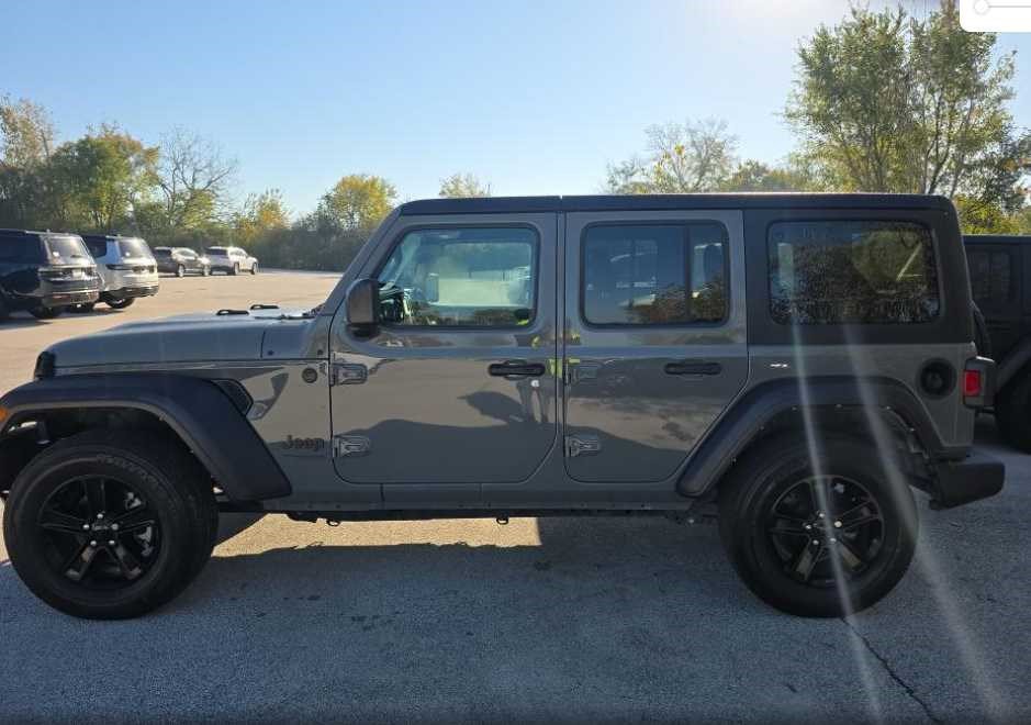 Used 2021 Jeep Wrangler Unlimited Sport AWD/4WD image 7
