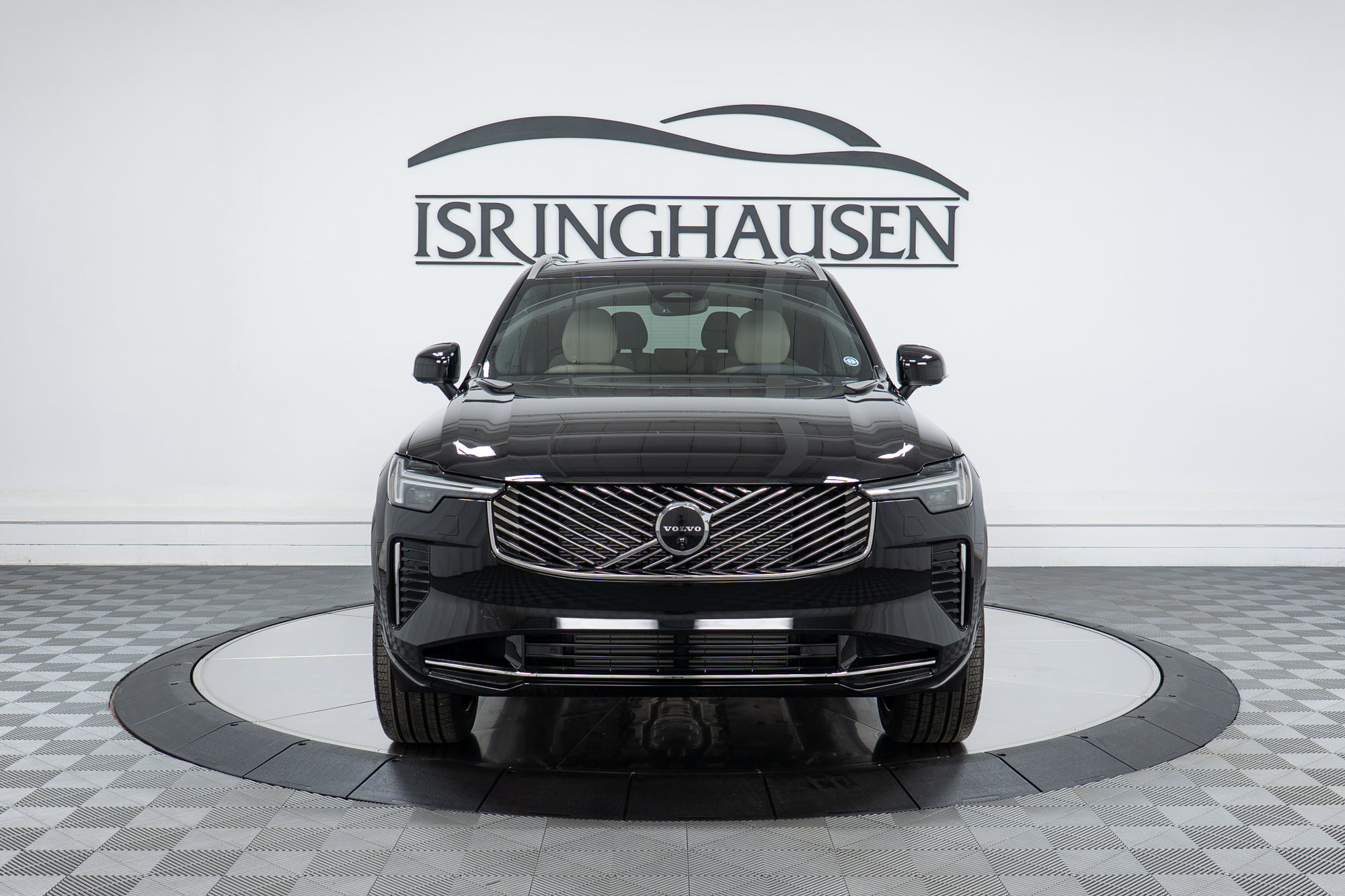 New 2026 Volvo XC90 T8 Plus w/ Protection Package Premier AWD/4WD image 2