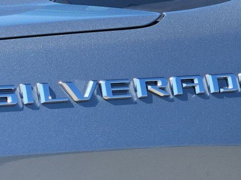 Used 2025 Chevrolet Silverado 1500 LT w/ Convenience Package II RWD image 32