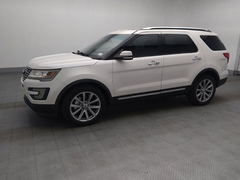 Used 2016 Ford Explorer Limited FWD image 2