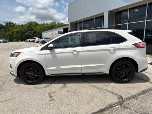 Used 2022 Ford Edge ST w/ Equipment Group 401A AWD/4WD image 4