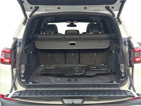 Used 2022 BMW X5 xDrive40i w/ Premium Package image 28