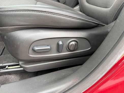 Used 2023 Buick Encore GX Preferred w/ Cold Weather Comfort Package FWD image 20