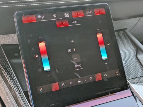 Certified 2025 Cadillac Escalade V AWD/4WD image 28
