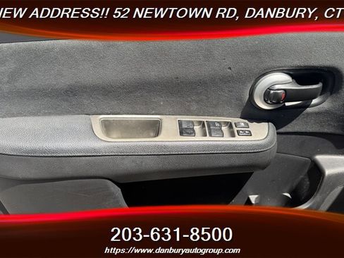 Used 2012 Nissan Versa 1.8 S w/ Special Edition Pkg FWD image 10