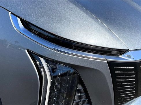 Used 2026 Cadillac Vistiq Luxury AWD/4WD image 28