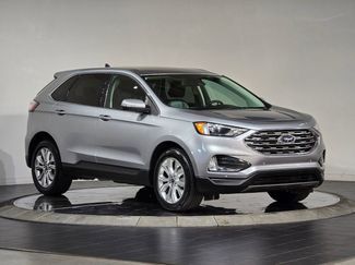 Used 2022 Ford Edge Titanium video 2