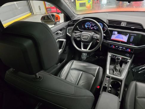 Used 2025 Audi Q3 2.0T Premium AWD/4WD image 34