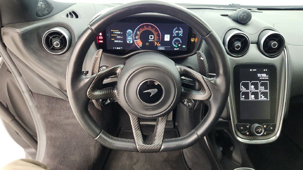 Used 2019 McLaren 600LT RWD image 44