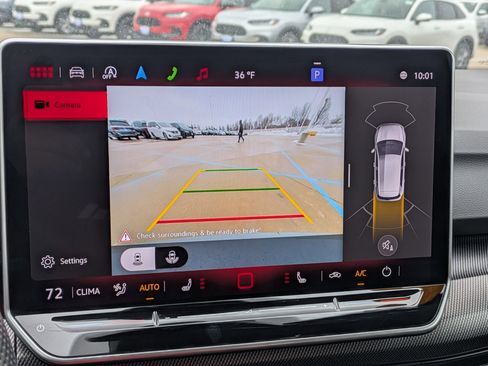 Used 2025 Volkswagen GTI SE image 24