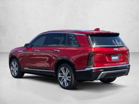 Used 2026 Cadillac Vistiq Luxury AWD/4WD image 7