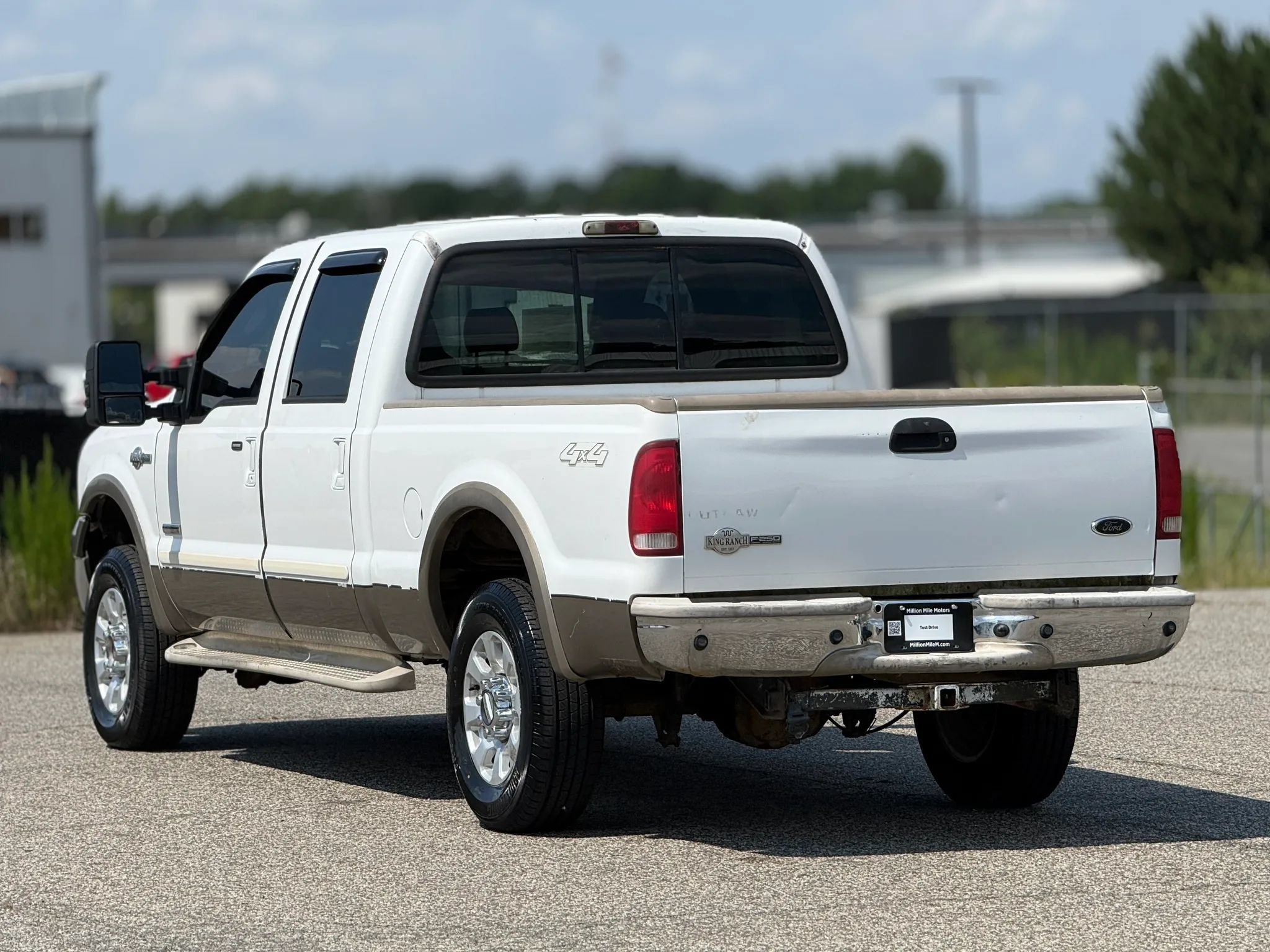 Used 2005 Ford F250 XL AWD/4WD image 10