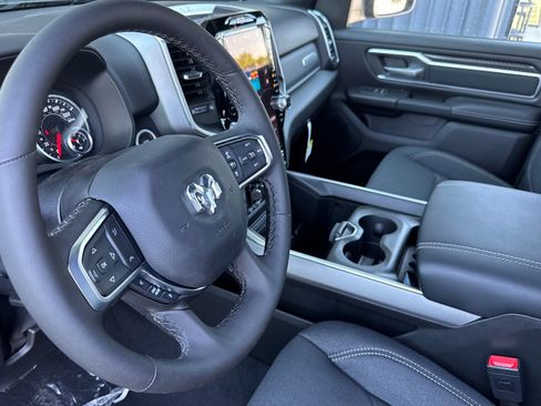 New 2026 RAM 1500 Big Horn AWD/4WD image 9