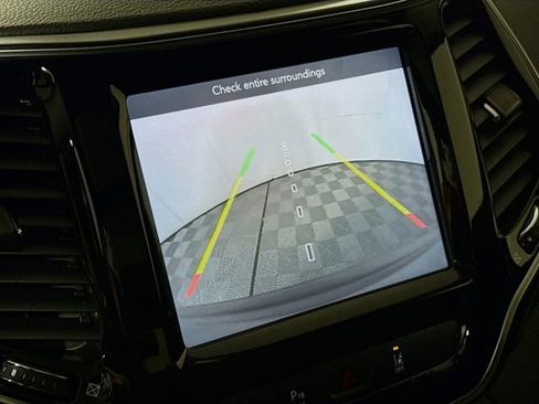 Used 2021 Jeep Cherokee Limited image 14