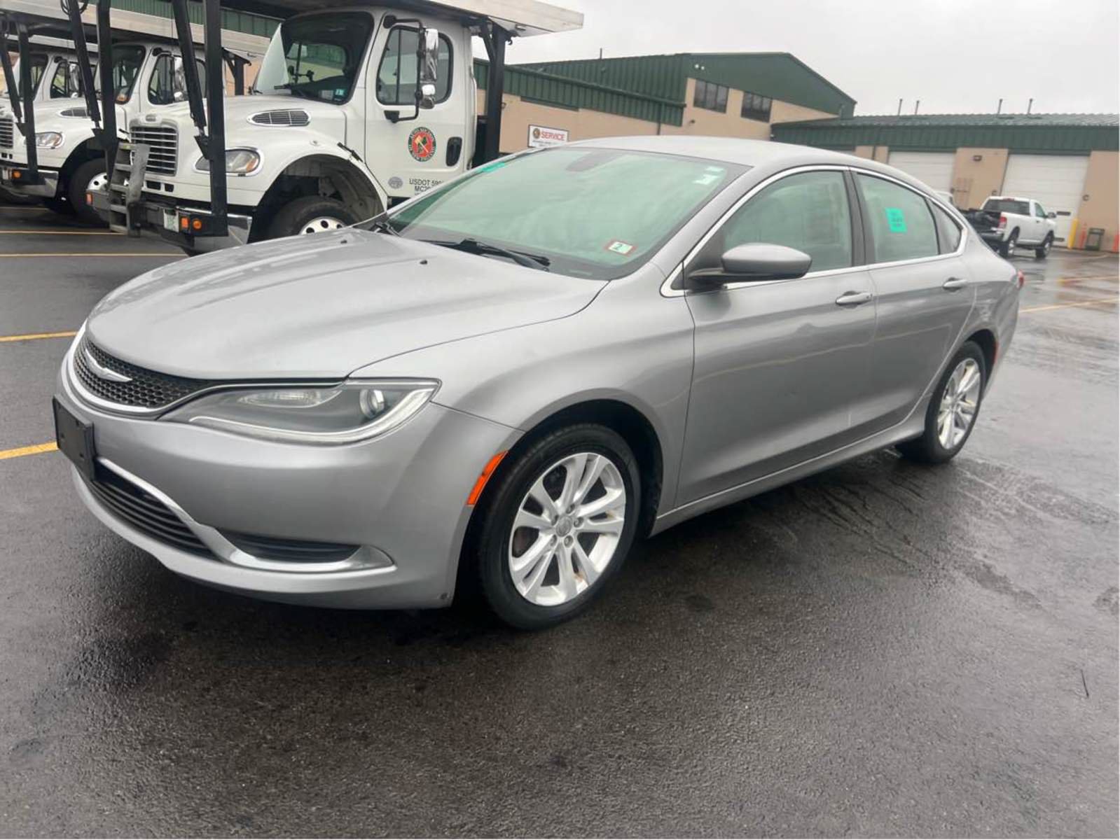 Used 2016 Chrysler 200 Limited w/ Convenience Group FWD image 1