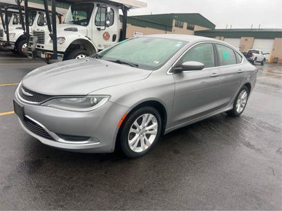 Used 2016 Chrysler 200 Limited w/ Convenience Group