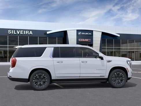 New 2026 GMC Yukon XL Elevation w/ Elevation Premium Package AWD/4WD image 5
