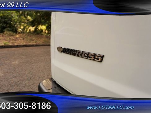 Used 2017 Chevrolet Express 3500 LT w/ LT Preferred Equipment Group image 29