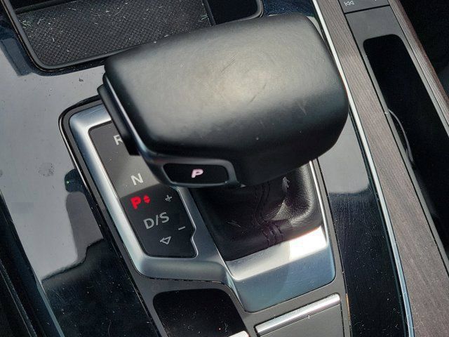 Used 2022 Audi Q5 2.0T Premium w/ Convenience Package AWD/4WD image 18