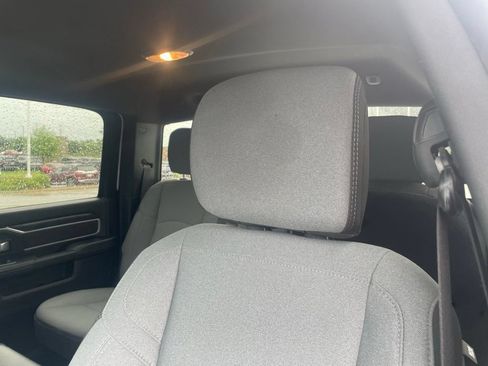 Used 2024 RAM 2500 Big Horn AWD/4WD image 20