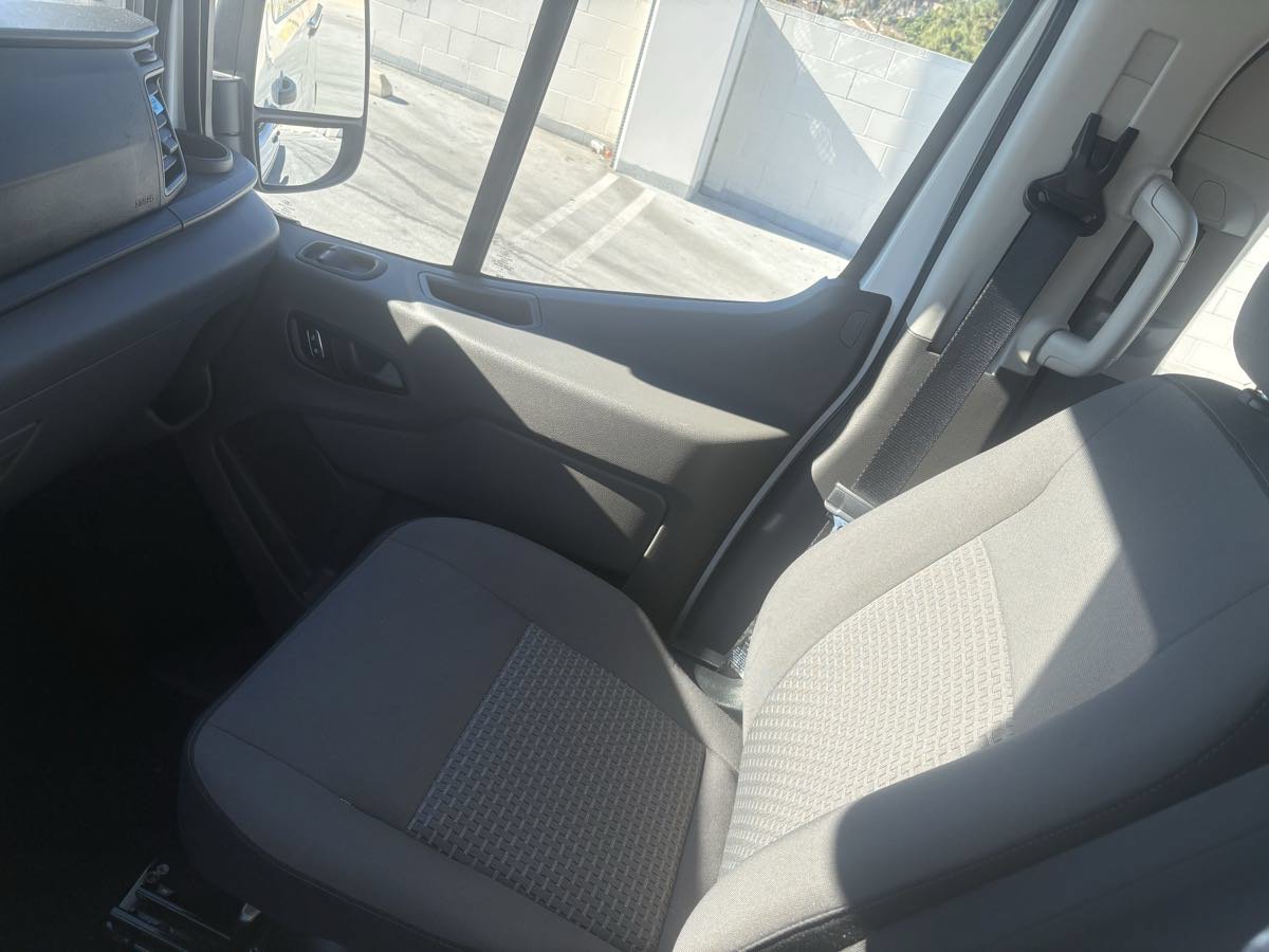 Used 2026 Ford Transit 350 XLT RWD image 18
