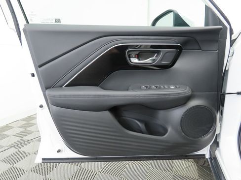 Certified 2025 Acura ADX FWD image 25