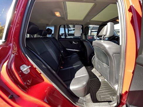 Used 2014 Mercedes-Benz GLK 350 4MATIC image 29