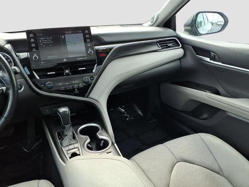 Used 2024 Toyota Camry XLE w/ Navigation Package FWD image 14