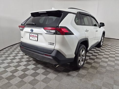 Used 2021 Toyota RAV4 Limited AWD/4WD image 3