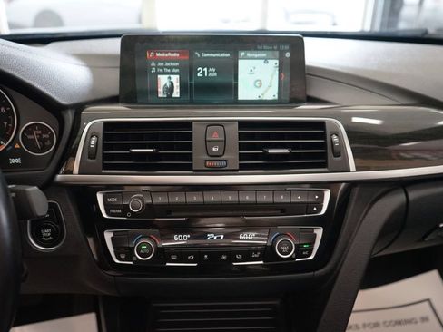 Used 2018 BMW 430i Convertible RWD image 11