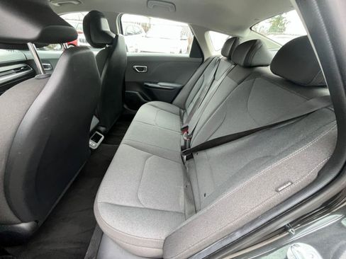 Used 2025 Kia K4 LXS image 24