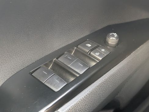 Used 2025 Toyota Camry LE FWD image 22