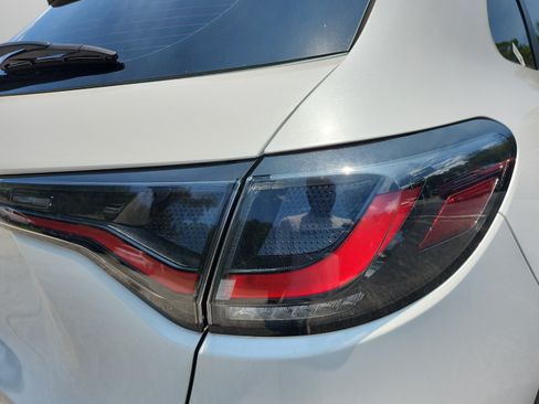 Used 2024 Honda HR-V LX image 32