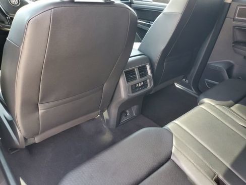 Used 2019 Volkswagen Atlas SE FWD image 8