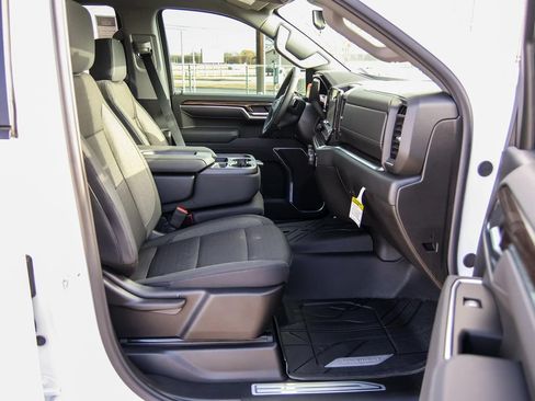 New 2026 Chevrolet Silverado 1500 LT w/ Safety Package AWD/4WD image 40
