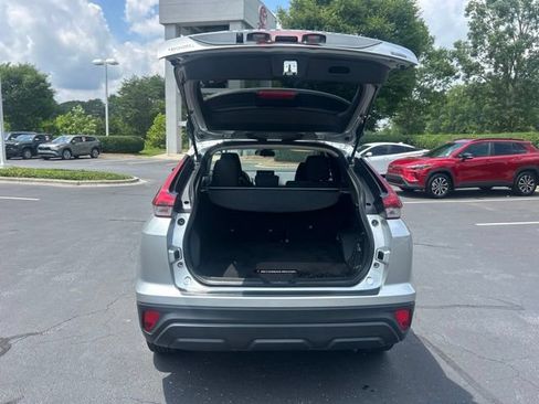 Used 2024 Mitsubishi Eclipse Cross LE AWD/4WD image 9
