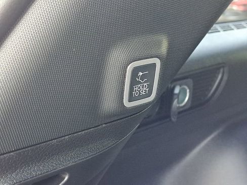 New 2025 Jeep Grand Cherokee Limited image 25