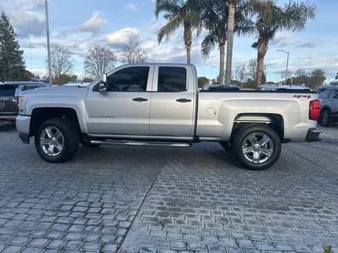 Used 2019 Chevrolet Silverado 1500 Custom image 6