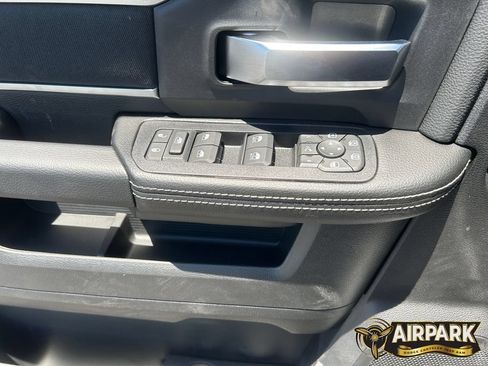 New 2026 RAM 2500 Big Horn AWD/4WD image 17