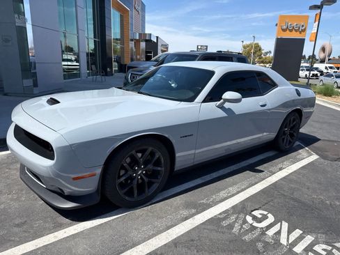 Used 2021 Dodge Challenger R/T w/ Blacktop Package RWD image 3