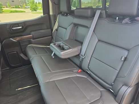 Used 2019 Chevrolet Silverado 1500 LT w/ All-Star Edition AWD/4WD image 13