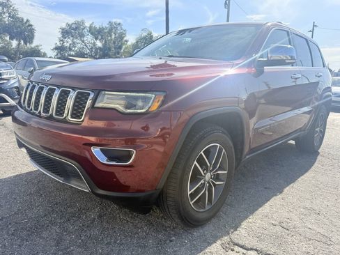 Used 2017 Jeep Grand Cherokee Limited w/ Luxury Group II AWD/4WD image 3