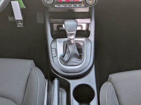 Used 2019 Kia Forte LXS image 19